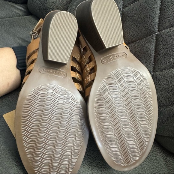 Frye and Company Galia Solid Tan Size 8 M Strappy Heeled Sandals - Picture 12 of 16